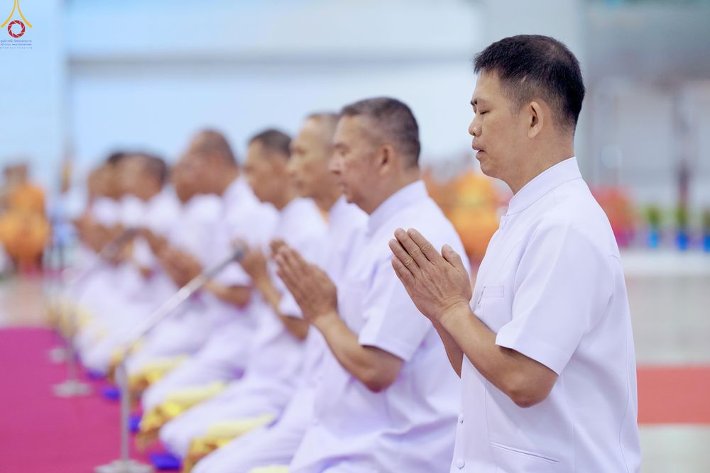 ภาพ No.327054:วันอาทิตย์ที่ 3 พฤษภาคม พ.ศ.2569 พิธีขอขมาอุบาสกบวชอุทิศชีวิต ณ ห้องแก้วสารพัดนึก 1 วัดพระธรรมกาย
