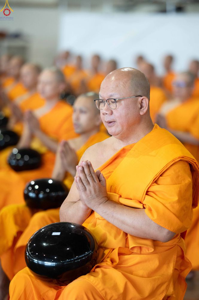 ภาพ No.345349:วันพฤหัสบดีที่ 27 สิงหาคม พ.ศ.2569 พิธีตักบาตรในวันธรรมชัย ณ สภาธรรมกายสากล วัดพระธรรมกาย ปทุมธานี