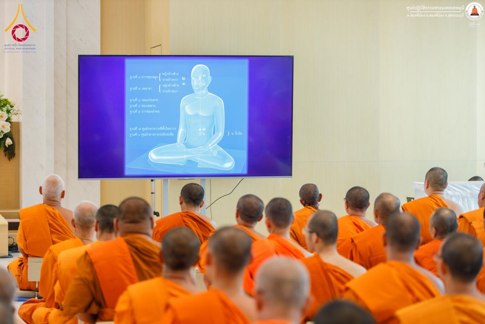 ภาพ No.338652:วันที่ 10-16 กรกฎาคม พ.ศ.2569 โครงการปฏิบัติธรรมเจริญสมาธิภาวนา จังหวัดสุพรรณบุรี  ณ ศูนย์ปฏิบัติธรรมพระมงคลเทพมุนี อ.สองพี่น้อง จ.สุพรรณบุรี