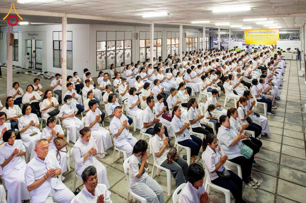 ภาพ No.314696:วันเสาร์ที่ 21 มีนาคม พ.ศ. 2569 พิธีบำเพ็ญกุศล คุณพ่อณรงค์ จินตมากุล  สิริอายุ 99 ปี 11 เดือน โยมบิดา พระครูปลัดรัตนวีรวัฒน์ (รังสฤษดิ์ อิทฺธิจินตโก) ที่ปรึกษาเจ้าคณะจังหวัดปทุมธานี เจ้าอาวาสวัดพระธรรมกาย  ณ ห้องปลูกศรัทธา 2 วัดพระธรรมกาย ปทุมธานี