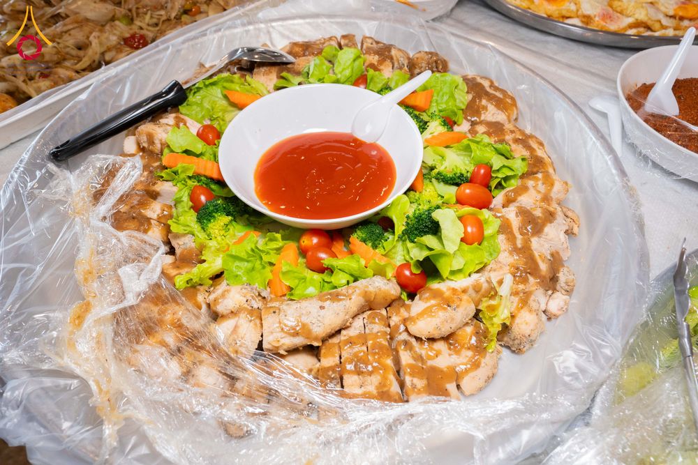 ภาพ No.303972:วันที่ 28 มกราคม พ.ศ. 2569 พิธีถวายภัตตาหารเป็นสังฆทาน แด่พระธรรมยาตรา ณ วัดพระธรรมกาย  จังหวัดปทุมธานี ในโครงการธรรมยาตรา กตัญญูบูชา มหาปูชนียาจารย์ พระมงคลเทพมุนี(สด จนฺทสโร) พระผู้ปราบมาร อนุสรณ์สถาน 7 แห่ง ปีที่ 14