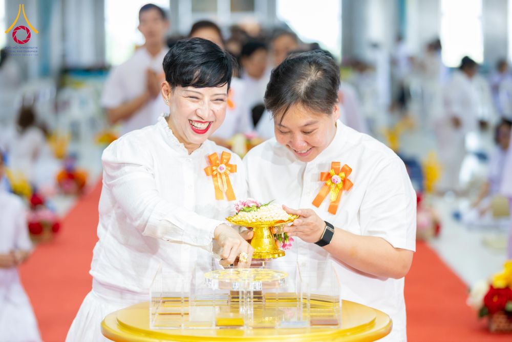 ภาพ No.315700:วันอาทิตย์ ที่ 22 มีนาคม พ.ศ. 2569 พิธีทอดผ้าป่าฉลองพระประธาน พิธีประดิษฐานพระบรมสารีริกธาตุในองค์พระประธาน พิธีจารึกชื่อบรรจุในแผ่นฌาน ณ ศูนย์ปฏิบัติธรรมสมุทรปราการ (บางบ่อ)