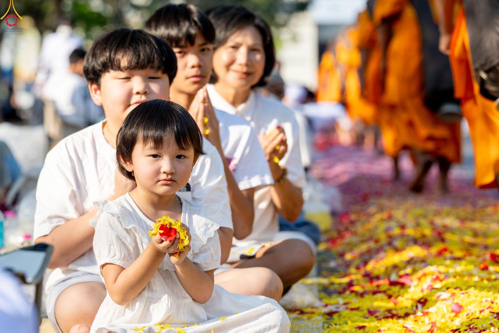 ภาพ No.305839:วันที่ 25 มกราคม พ.ศ. 2569 พิธีต้อนรับพระธรรมยาตรา วัดพระธรรมกาย(ภาพชุดที่ 3) ในโครงการธรรมยาตรา กตัญญูบูชา มหาปูชนียาจารย์ พระมงคลเทพมุนี(สด จนฺทสโร) พระผู้ปราบมาร อนุสรณ์สถาน 7 แห่ง ปีที่ 14