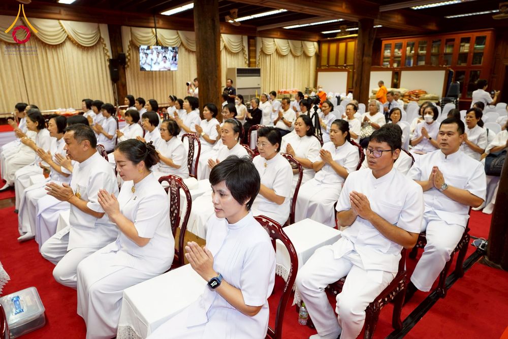 ภาพ No.270749:วันที่ 18 พฤศจิกายน พ.ศ. 2568 วัดพระธรรมกาย เป็นเจ้าภาพบำเพ็ญกุศล  คุณยายอาจารย์ ดร.ตรีธา เนียมขำ  อดีตนายกสมาคมศิษย์หลวงพ่อวัดปากน้ำ ณ ศาลาสตมานุสรณ์ (ศาลาเรือนไทย) วัดปากน้ำ  พระอารามหลวง เขตภาษีเจริญ กรุงเทพมหานคร