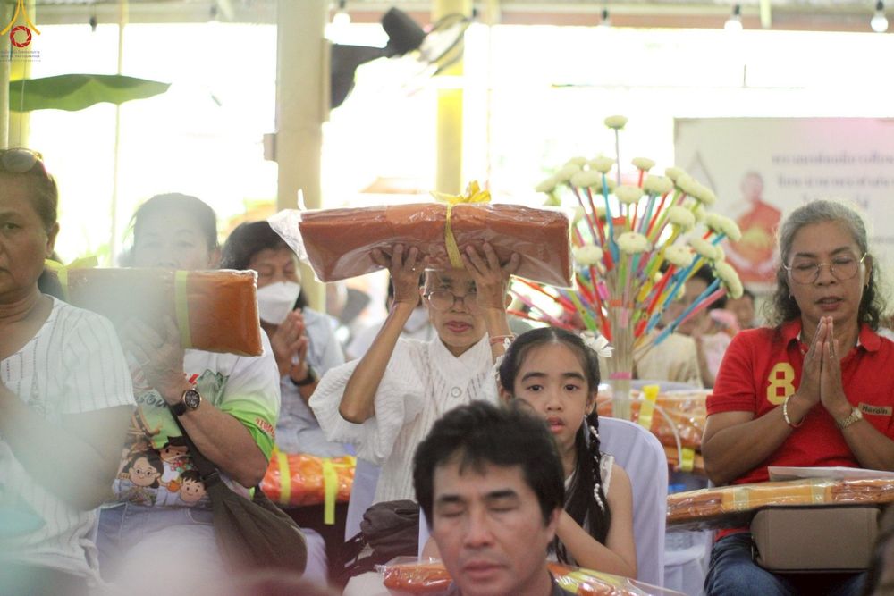 ภาพ No.253454:วันที่ 12 ตุลาคม พ.ศ. 2568 พิธีทอดกฐินสามัคคีทั่วไทย 30,000 วัด โดยคณะศิษยานุศิษย์ บูชาธรรม 81 ปี หลวงพ่อธัมมชโย ณ วัดบึงทองหลาง อำเภอบางน้ำเปรี้ยว จังหวัดฉะเชิงเทรา