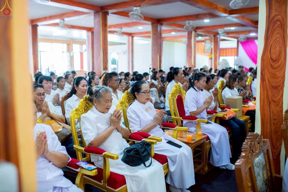 ภาพ No.267784:วันที่ 26 ตุลาคม พ.ศ. 2568 พิธีทอดกฐินสามัคคีทั่วไทย ณ วัดราษฎร์บรรจง อ.วังน้อย จ.พระนครศรีอยุธยา โดยคณะศิษยานุศิษย์ บูชาธรรม 81 ปี หลวงพ่อธัมมชโย