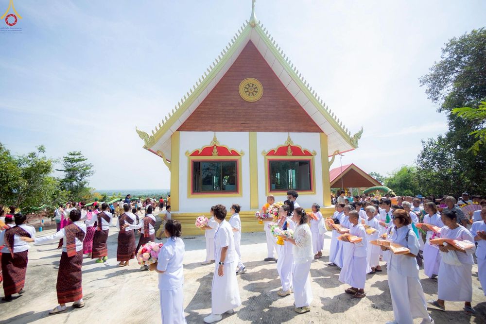 ภาพ No.262093:วันที่ 21 ตุลาคม พ.ศ. 2568 พิธีทอดกฐินสามัคคีทั่วไทย 30,000 วัด โดยคณะศิษยานุศิษย์ บูชาธรรม 81 ปี หลวงพ่อธัมมชโย ณ วัดเขากำแพง อ.เทพสถิต จ.ชัยภูมิ