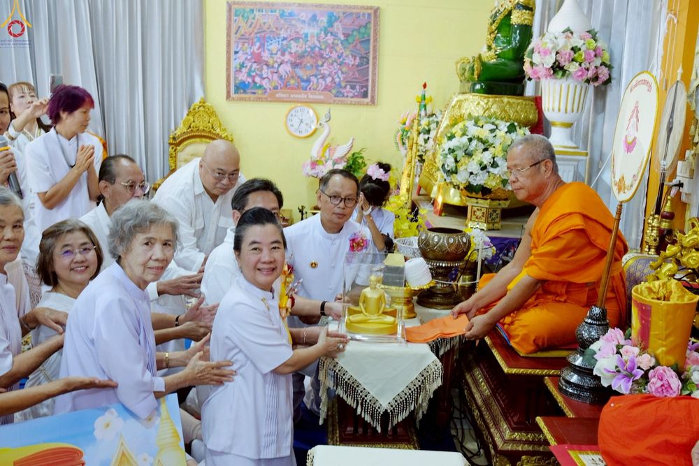 ภาพ No.269978:วันที่ 27 ตุลาคม พ.ศ. 2568 พิธีทอดกฐินสามัคคีทั่วไทย ณ วัดป่ารวก อ.เมือง จ.เชียงราย โดยคณะศิษยานุศิษย์ บูชาธรรม 81 ปี หลวงพ่อธัมมชโย