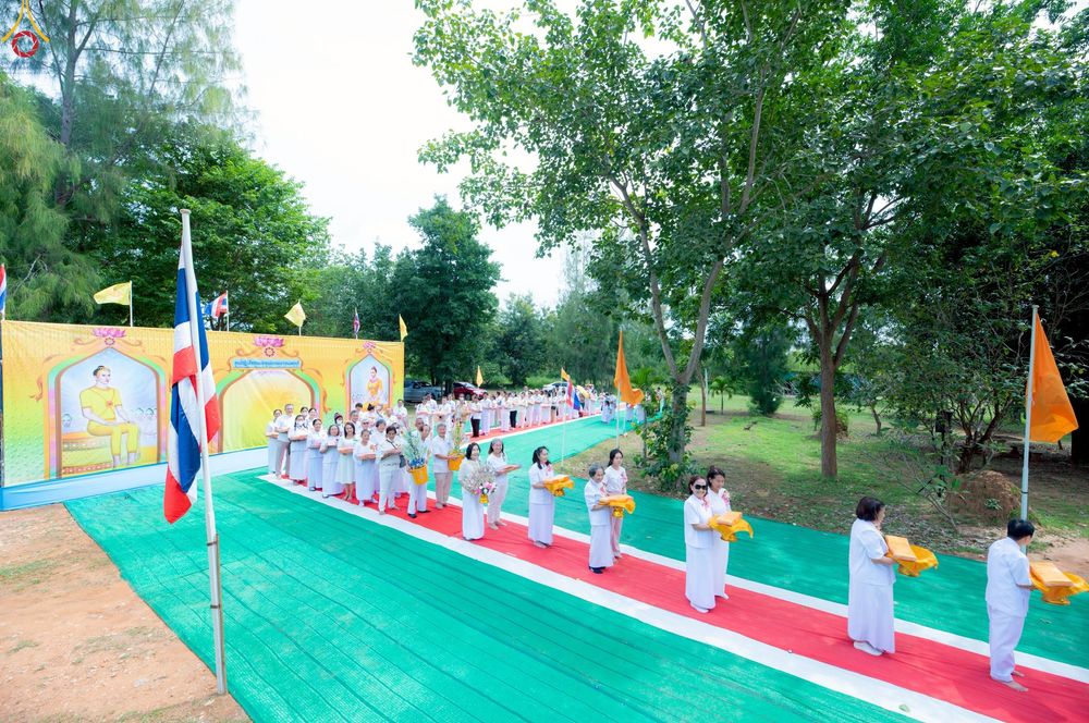 ภาพ No.260161:วันอาทิตย์ที่ 19 ตุลาคม พ.ศ. 2568 พิธีทอดกฐินสามัคคี  ณ ศูนย์ปฏิบัติธรรมและศูนย์อบรมเยาวชนเพชรบุรี  ต.ท่าแลง อ.ท่ายาง จ.เพชรบุรี