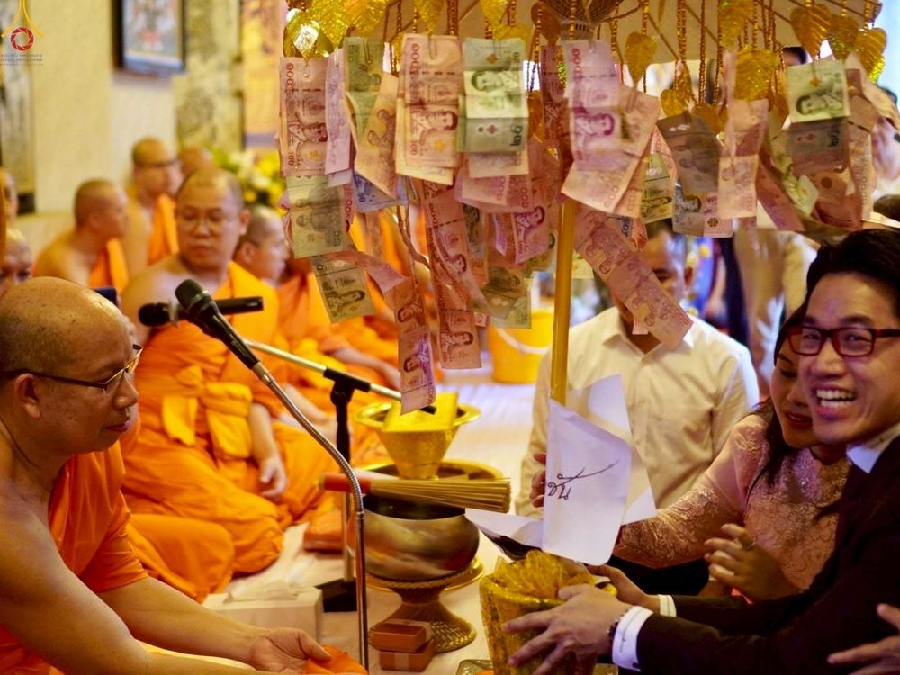 ภาพ No.253807:วันที่ 12 ตุลาคม พ.ศ. 2568 พิธีทอดกฐินสามัคคีทั่วไทย 30,000 วัด โดยคณะศิษยานุศิษย์ บูชาธรรม 81 ปี หลวงพ่อธัมมชโย ณ วัดสุทธิวราราม เขตสาทร กรุงเทพฯ