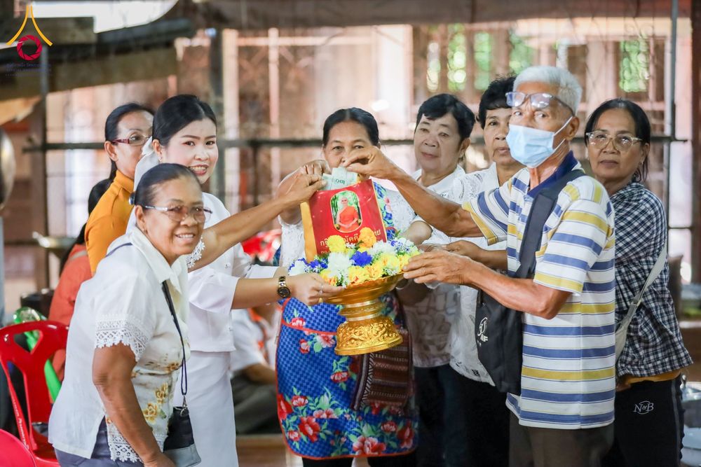 ภาพ No.168965:พิธีทอดกฐิน ณ วัดตลุกเทียม จ.พิษณุโลก ในโครงการกฐินสามัคคีทั่วไทย 30,000 วัด บูชาธรรม 80 ปี หลวงพ่อธัมมชโย โดยคณะศิษยานุศิษย์วัดพระธรรมกาย วันที่ 23 ตุลาคม พ.ศ. 2567