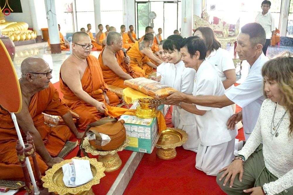 ภาพ No.266561:วันที่ 12 ตุลาคม พ.ศ. 2568 พิธีทอดกฐินสามัคคีทั่วไทย ณ วัดท่าเมรุ อ.บางกล่ำ จ.สงขลา โดยคณะศิษยานุศิษย์ บูชาธรรม 81 ปี หลวงพ่อธัมมชโย