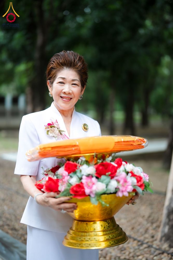 ภาพ No.159056:พิธีทอดผ้าป่าถวายทุนการศึกษาพระภิกษุสามเณรทั่วโลก และ พิธีถวายสังฆทานหนังสือพระไตรปิฏก 80 วัด บูชาธรรม 80 ปี หลวงพ่อธัมมชโย วันเสาร์ที่ 21 กันยายน พ.ศ. 2567 ณ โบสถ์พระไตรปิฏก วัดพระธรรมกาย