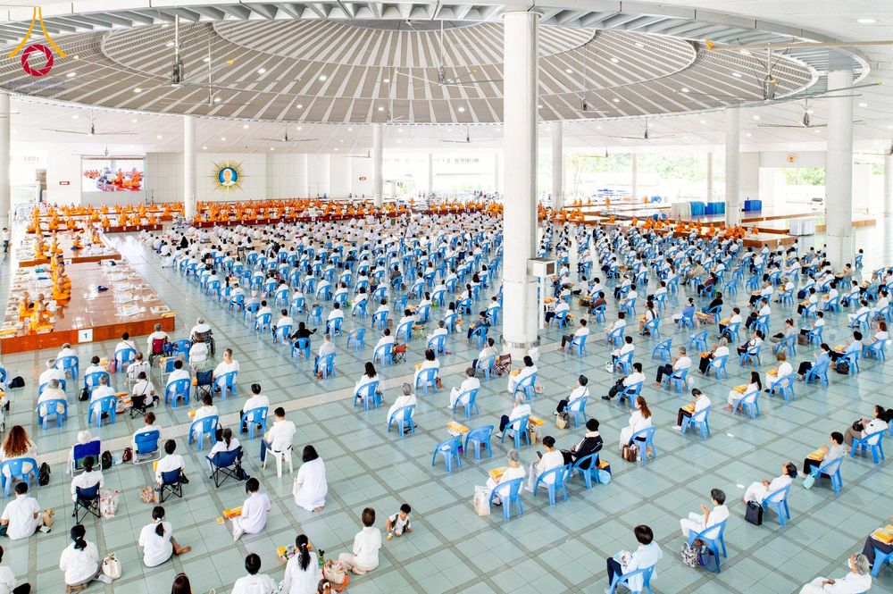 ภาพ No.271071:วันพุธที่ 20 พฤศจิกายน พ.ศ.2568 (วันพระ แรม 15 ค่ำ เดือน 12) พิธีบุพเปตพลี ครั้งที่ 173 ร่วมอุทิศบุญแด่หมู่ญาติที่ล่วงลับไปแล้ว และสืบทอดอายุพระพุทธศาสนา ณ หอฉันคุณยายอาจารย์ฯ วัดพระธรรมกาย