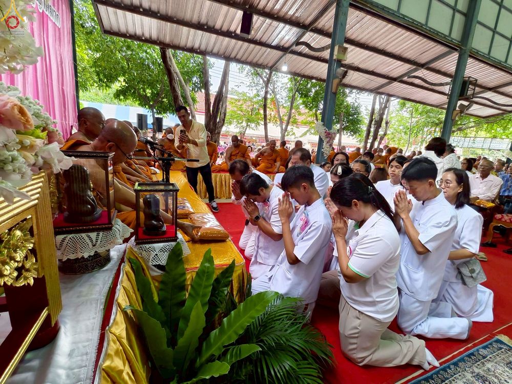 ภาพ No.252123:วันที่ 11 ตุลาคม พ.ศ. 2568 พิธีทอดกฐินสามัคคีทั่วไทย 30,000 วัด โดยคณะศิษยานุศิษย์ บูชาธรรม 81 ปี หลวงพ่อธัมมชโย ณ วัดห้วยจรเข้ อ.เมือง จ.นครปฐม