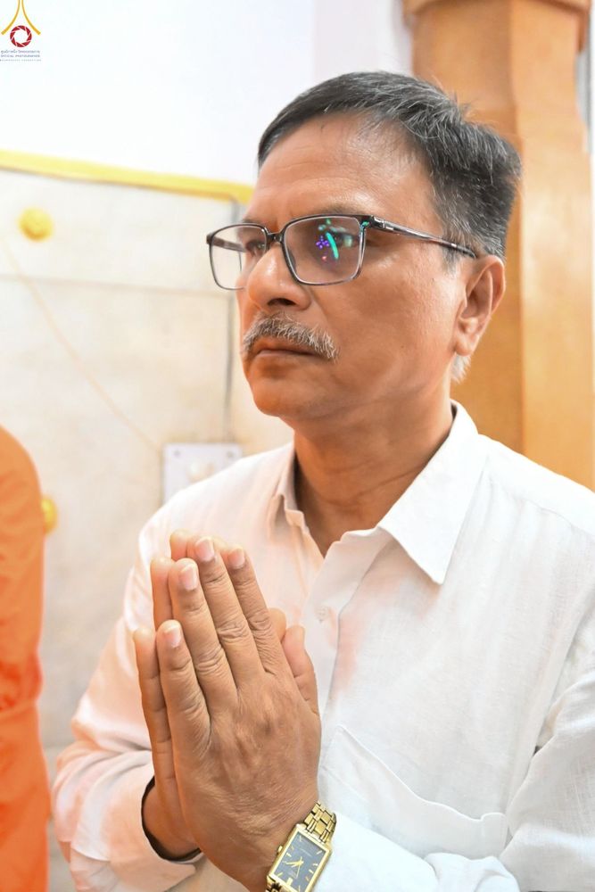 ภาพ No.263384:วันที่ 17 ตุลาคม พ.ศ. 2568 ทอดกฐินสมทบวัดต่างประเทศ ณ วัดมหาโพธิเดลลี ประเทศอินเดีย 