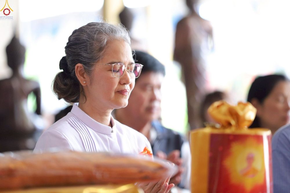 ภาพ No.252410:วันที่ 11 ตุลาคม พ.ศ. 2568 พิธีทอดกฐินสามัคคีทั่วไทย 30,000 วัด โดยคณะศิษยานุศิษย์ บูชาธรรม 81 ปี หลวงพ่อธัมมชโย ณ วัดทองตุ่มน้อย อ.ทุ่งตะโก จ.ชุมพร