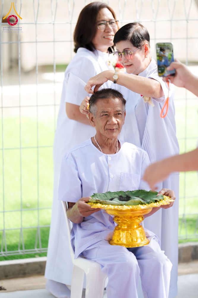 ภาพ No.341233:วันอาทิตย์ที่ 26 กรกฎาคม พ.ศ. 2569 ​โครงการอุปสมบทหมู่บูชาธรรมมหาปูชนียาจารย์ รุ่นที่ ๑ วัดกลางธนรินทร์ ต.บ้านแป้ง อ.พรหมบุรี จ.สิงห์บุรี