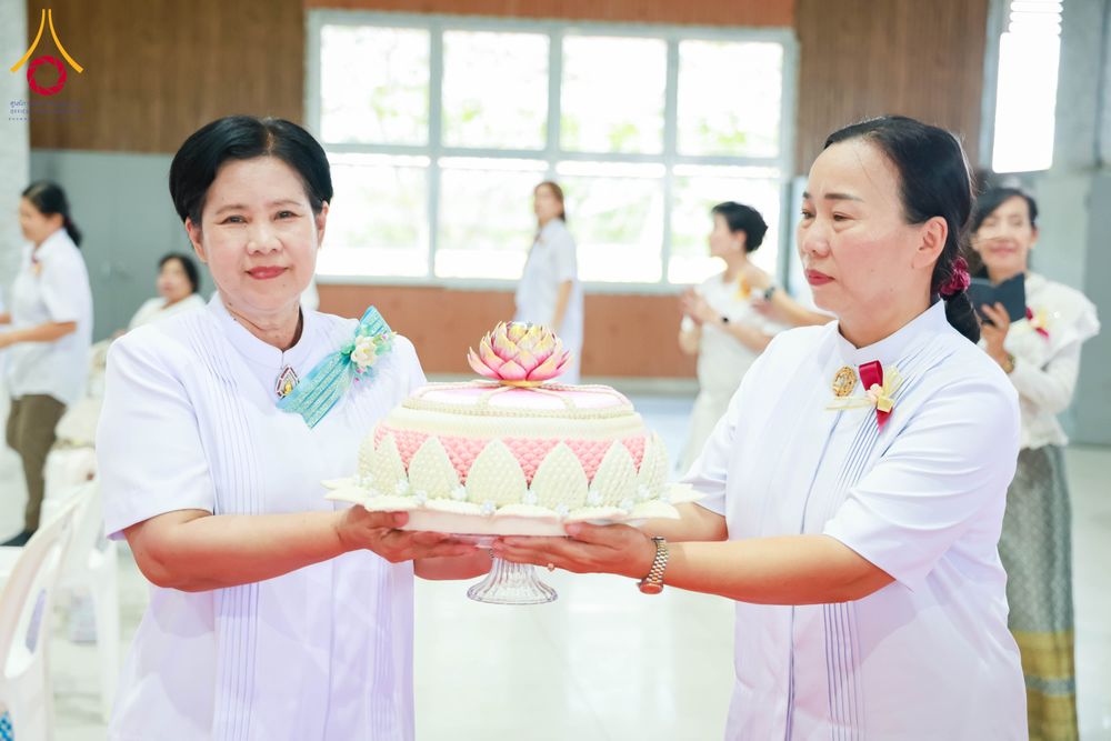 ภาพ No.315720:วันอาทิตย์ ที่ 22 มีนาคม พ.ศ. 2569 พิธีทอดผ้าป่าฉลองพระประธาน พิธีประดิษฐานพระบรมสารีริกธาตุในองค์พระประธาน พิธีจารึกชื่อบรรจุในแผ่นฌาน ณ ศูนย์ปฏิบัติธรรมสมุทรปราการ (บางบ่อ)