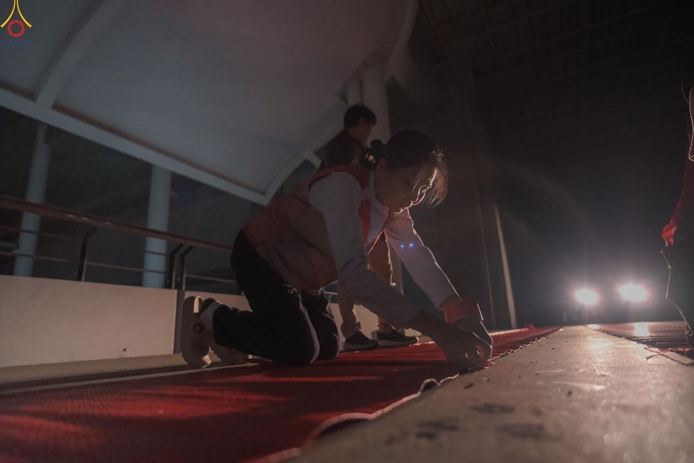 ภาพ No.295937:ภาพเบื้องหลังอาสาสมัครรวมใจ ชุดที่ 1 ในโครงการธรรมยาตรา กตัญญูบูชา มหาปูชนียาจารย์ พระมงคลเทพมุนี(สด จนฺทสโร) พระผู้ปราบมาร อนุสรณ์สถาน 7 แห่ง ปีที่ 14