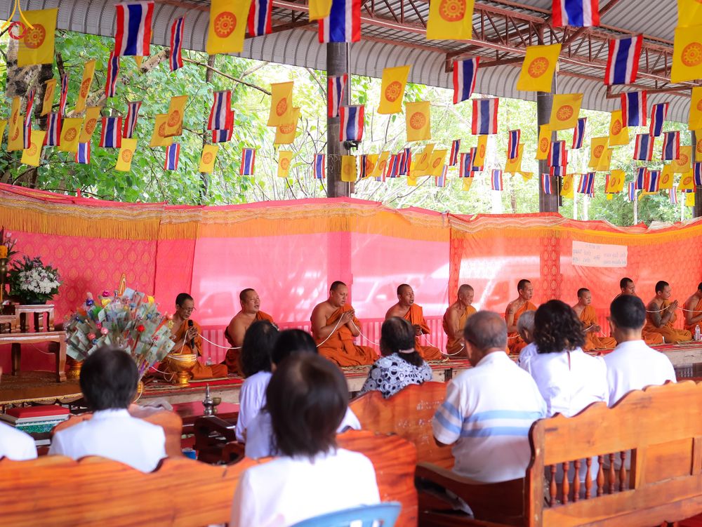 ภาพ No.284007:วันเสาร์ ที่ 1 พฤศจิกายน 2568 พิธีทอดกฐินสามัคคีทั่วไทย โดยคณะศิษยานุศิษย์ บูชาธรรม 81 ปี หลวงพ่อธัมมชโย ณ วัดทุ่งศาลา ต.บ้านเก่า อ.เมือง​กาญจนบุรี​ จ.กาญจนบุรี​