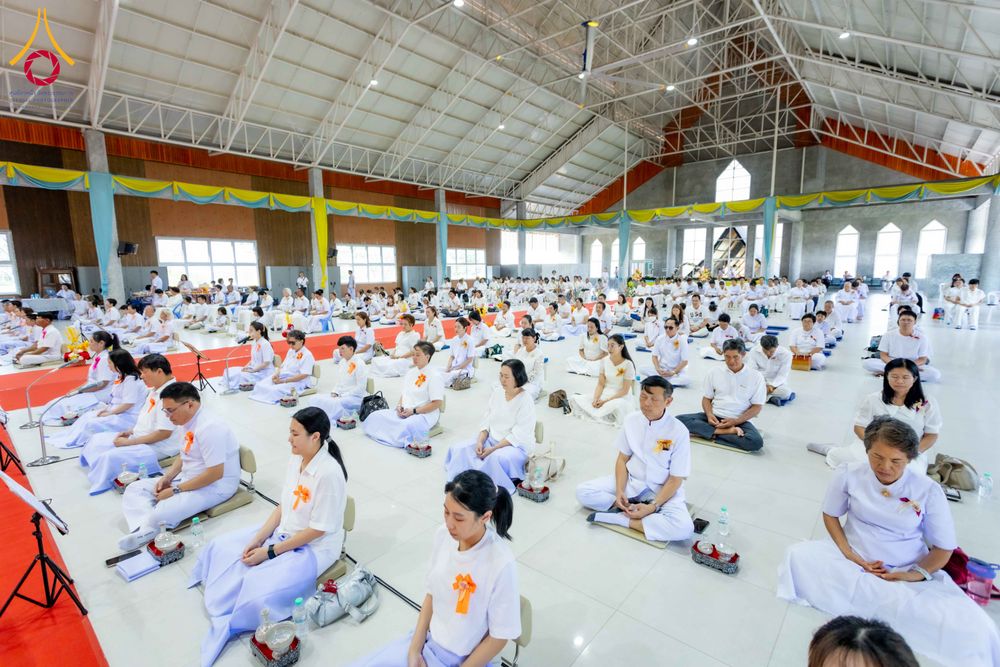 ภาพ No.315626:วันอาทิตย์ ที่ 22 มีนาคม พ.ศ. 2569 พิธีทอดผ้าป่าฉลองพระประธาน พิธีประดิษฐานพระบรมสารีริกธาตุในองค์พระประธาน พิธีจารึกชื่อบรรจุในแผ่นฌาน ณ ศูนย์ปฏิบัติธรรมสมุทรปราการ (บางบ่อ)