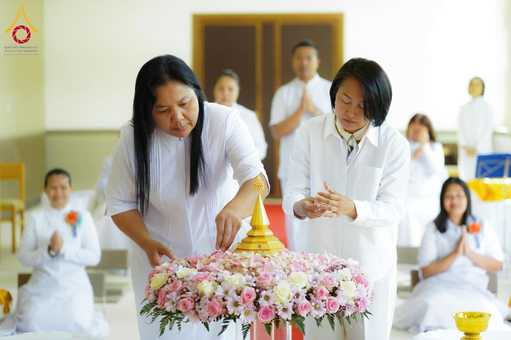 ภาพ No.328750:วันอาทิตย์ที่ 10 พฤษภาคม พ.ศ. 2569 พิธีสักการะพระบรมสารีริกธาตุ ณ วัดพระธรรมกายเบลเยียม