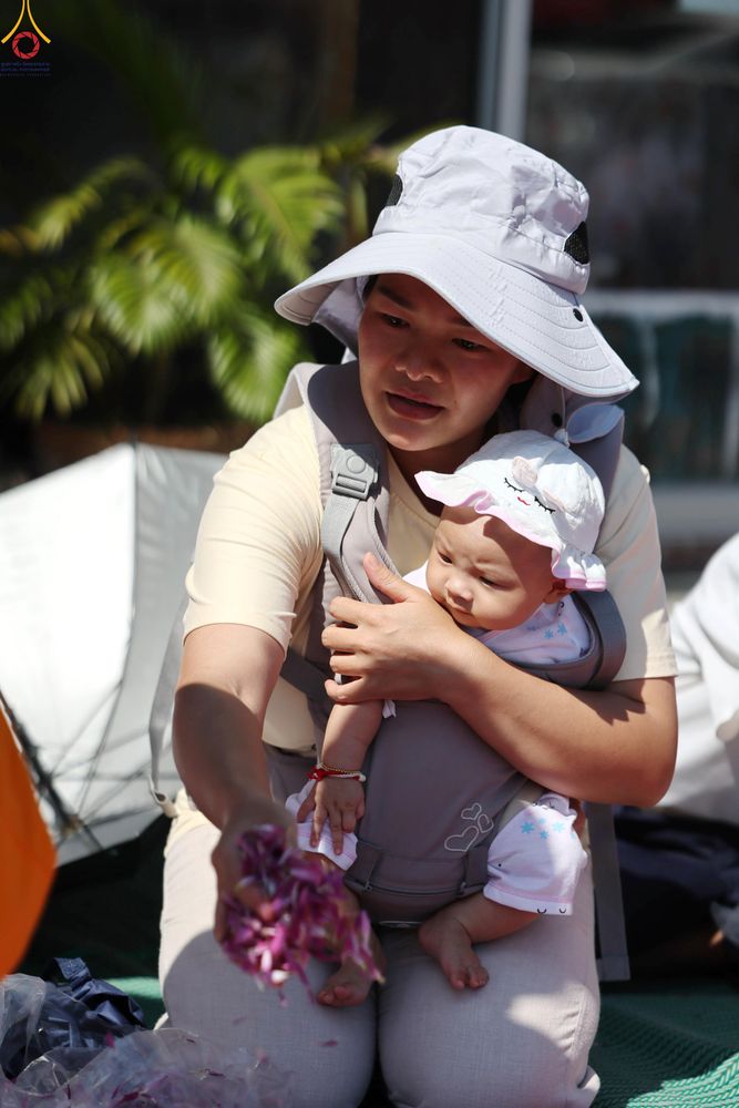 ภาพ No.304248:วันที่ 25 มกราคม พ.ศ. 2569 พิธีต้อนรับพระธรรมยาตรา  รร.สามัคคีราษฏร์บำรุง-วัดพระธรรมกาย ในโครงการธรรมยาตรา กตัญญูบูชา มหาปูชนียาจารย์ พระมงคลเทพมุนี(สด จนฺทสโร) พระผู้ปราบมาร อนุสรณ์สถาน 7 แห่ง ปีที่ 14