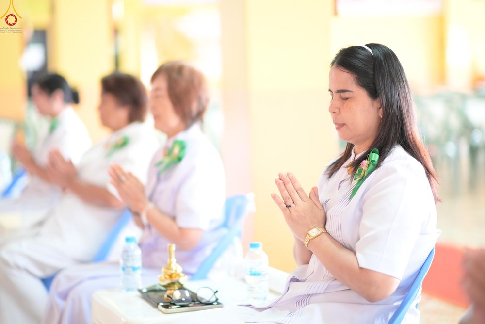 ภาพ No.291280:วันที่ 9 มกราคม พ.ศ. 2569 พิธีทอดผ้าป่าทำนุบำรุงศาสนสถาน ณ วัดนาราภิรมย์ อ.บางเลน จ.นครปฐม ในโครงการธรรมยาตรา กตัญญูบูชา มหาปูชนียาจารย์ พระมงคลเทพมุนี(สด จนฺทสโร) พระผู้ปราบมาร อนุสรณ์สถาน 7 แห่ง ปีที่ 14