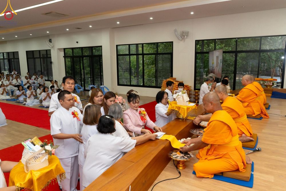 ภาพ No.163007:โครงการกฐินสามัคคีทั่วไทย 30,000 วัด บูชาธรรม 80 ปี หลวงพ่อธัมมชโย โดย คณะศิษยานุศิษย์วัดพระธรรมกาย ณ ศูนย์ปฎิบัติธรรมจันทบุรี วันที่ 18 ตุลาคม พ.ศ. 2567