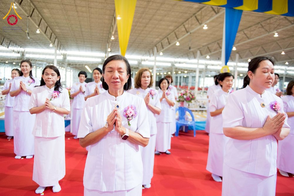 ภาพ No.261306:วันอาทิตย์ที่ 5 ตุลาคม พ.ศ. 2568 พิธีจุดเทียนใจ ไฟนิรันด์ อนันตชัย ณ สภาธรรมกายสากล วัดพระธรรมกาย