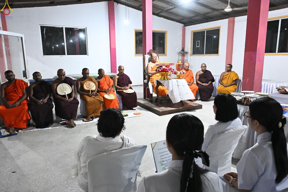 ภาพ No.278875:วันที่ 1 พฤศจิกายน  2568 กฐินสมทบวัดต่างประเทศ โดยคณะศิษยานุศิษย์ บูชาธรรม 81 ปี หลวงพ่อธัมมชโย กฐินช้างศรีลังกา  ณ วัดสุวรรณวิหาร เขตอาวิซาเวรี ประเทศศรีลังกา