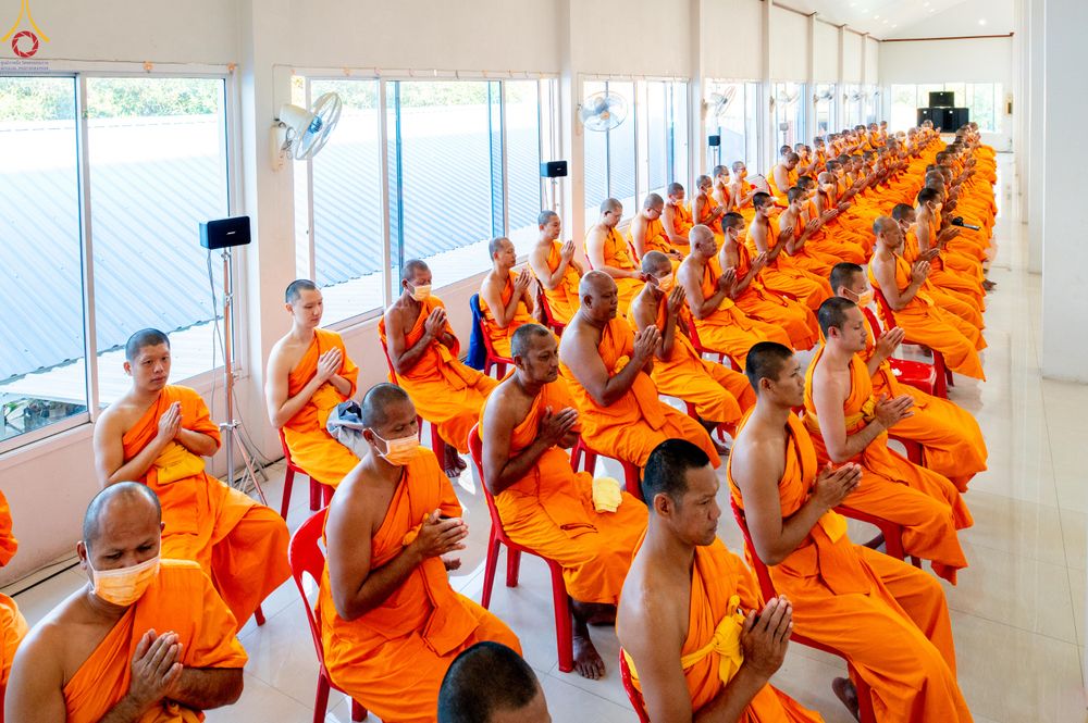 ภาพ No.291869:วันที่ 9 มกราคม พ.ศ. 2569 พิธีทอดผ้าป่าทำนุบำรุงศาสนสถาน ณ วัดศรีเมือง จ.สมุทรสาคร ในโครงการธรรมยาตรา กตัญญูบูชา มหาปูชนียาจารย์ พระมงคลเทพมุนี(สด จนฺทสโร) พระผู้ปราบมาร อนุสรณ์สถาน 7 แห่ง ปีที่ 14