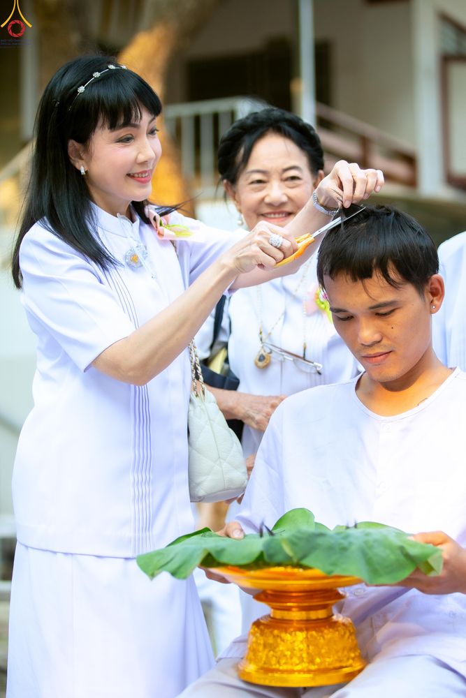 ภาพ No.319733:วันอาทิตย์ที่ 5 เมษายน พ.ศ.2569 พิธีตัดปอยผม และปลงผมนาคธรรมทายาท โครงการบรรพชาและอุปสมบทหมู่ รุ่นบูชาธรรม 82 ปี หลวงพ่อธัมมชโย