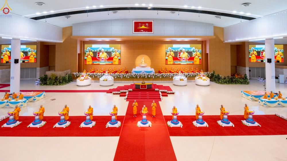 ภาพ No.277579:วันอาทิตย์ต้นเดือนที่ 7 ธันวาคม พ.ศ.2568 พิธีทอดผ้าป่าต้นสมบัติจักรพรรดิ ณ สภาธรรมกายสากล วัดพระธรรมกาย