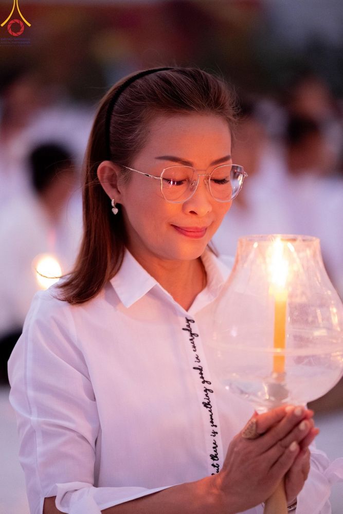 ภาพ No.118282:พิธีจุดประทีปถวายเป็นพุทธบูชา และบูชาธรรมมหาปูชนียาจารย์ พระมงคลเทพมุนี(สด จนฺทสโร) วันที่ 24 มกราคม พ.ศ. 2567 ณ อนุสรณ์สถานบางปลา อ.บางเลน จ.นครปฐม