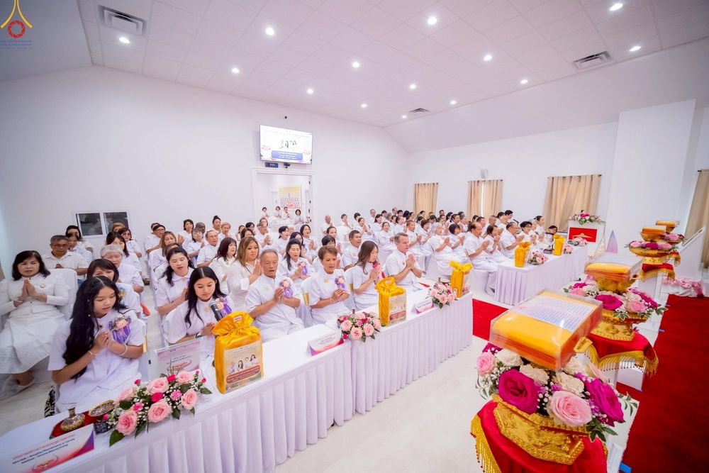 ภาพ No.234698:วันอาทิตย์ที่ 20 กรกฎาคม  พ.ศ.2568 พิธีทอดผ้าป่าภาคพื้นอเมริกา พิธีเจริญพระพุทธมนต์ ฉลองอาคารแก้วธรรมชัยรัตนอนันต์ วัดพระธรรมกายเทนเนสซี ประเทศสหรัฐอเมริกา