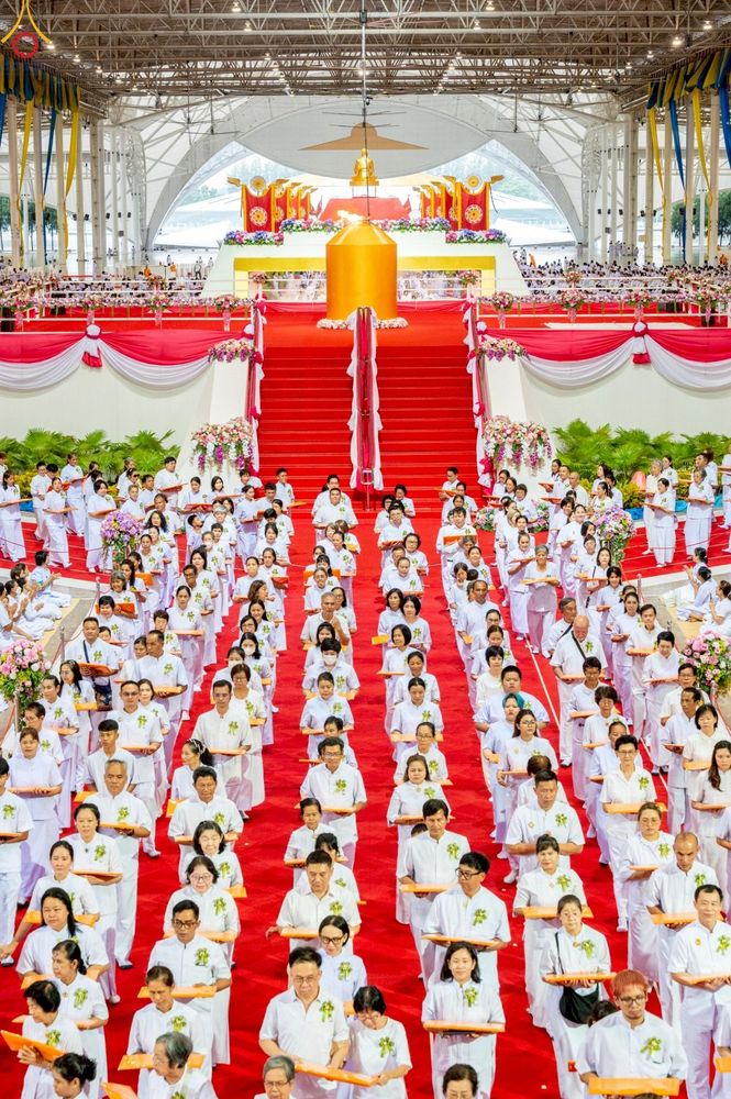 ภาพ No.244025:วันอาทิตย์ที่ 7 กันยายน พ.ศ. 2568 พิธีทอดผ้าป่าสมทบกฐินวัดพระธรรมกาย และสมทบกฐิน 30,000 วัดทั่วไทย ครั้งที่ 2 ณ ห้องแก้วสารพัดนึก 1 วัดพระธรรมกาย