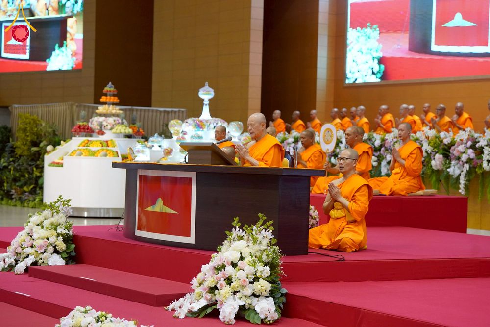 ภาพ No.264676:วันอาทิตย์ที่ 2 พฤศจิกายน พ.ศ. 2568 พิธีทอดกฐินสามัคคี ณ สภาธรรมกายสากล วัดพระธรรมกาย