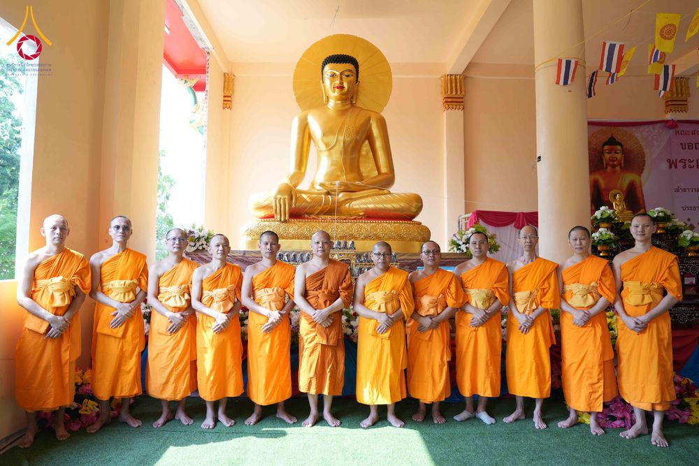 ภาพ No.323293:วันอาทิตย์ที่ 19 เมษายน พ.ศ. 2569 พิธีเจริญพระพุทธมนต์สมโภช “พระพุทธเมตตา” อัญเชิญพระบรมสารีริกธาตุ เพื่อบรรจุและประดิษฐาน ณ เกศมาลา “พระพุทธเมตตา” พระประธานในศาลาการเปรียญวัดหนองเต่า ณ วัดหนองเต่า ต.บึงพะไล อ.แก้งสนามนาง จ.นครราชสีมา