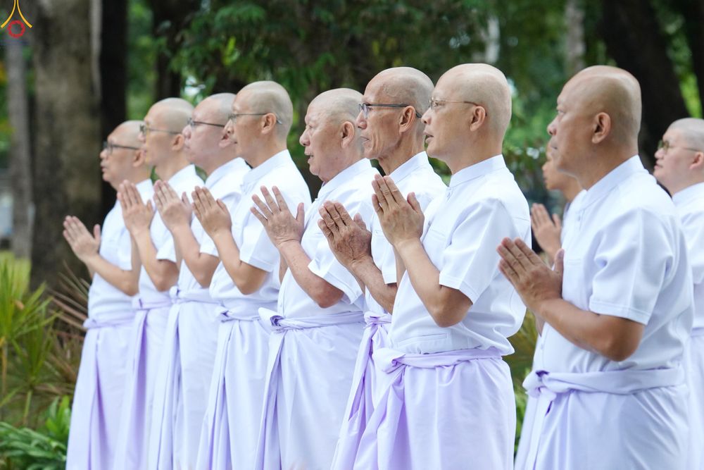 ภาพ No.338734:วันที่ 11 กรกฎาคม พศ.2569 พิธีบรรพชาอุปสมบท โครงการอุปสมบทหมู่ธรรมทายาทนานาชาติ  IDOP รุ่นที่ 21 (ภาษาจีน)  จากประเทศจีน มาเลเซีย สิงคโปร์ และไต้หวัน , โครงการบรรพชาสามเณรโรงเรียนนานาชาติ รุ่นที่ 15