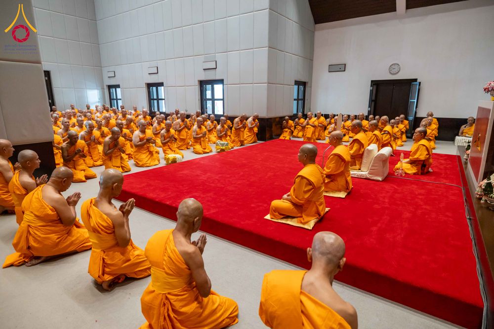 ภาพ No.321402:วันเสาร์ที่ 11 เมษายน พ.ศ.2569 พิธีขอบรรพชา พิธีขอสรณคมณ์และศีล, พิธีถวายบาตร พิธีอุปสมบท โครงการอุปสมบทหมู่ บูชาธรรมหลวงพ่อธัมมชโย พ.ศ.2569 โครงการอุปสมบทหมู่ธรรมทายาท ระดับอุดมศึกษา รุ่น 53 (ภาคฤดูร้อน) ณ วัดพระธรรมกาย ปทุมธานี