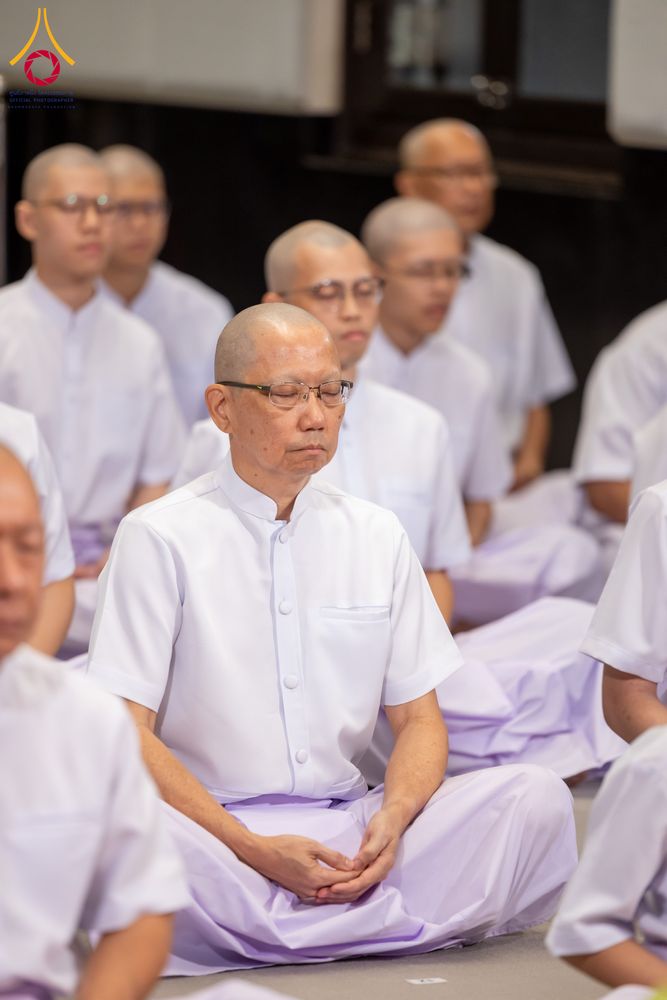 ภาพ No.286514:วันเสาร์ที่ 12 กรกฏาคม พ.ศ.2568 พิธีบรรพชาอุปสมบท  โครงการบรรพชาอุปสมบทหมู่ ธรรมทายาทนานาชาติ(ภาคภาษาจีน), โครงการบรรพชาสามเณร โรงเรียนนานาชาติ รุ่นที 14