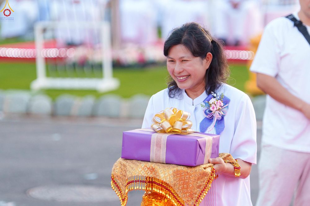 ภาพ No.332952:วันอาทิตย์ที่ 31 พฤษภาคม พ.ศ. 2569 วันวิสาขบูชา ณ วัดพระธรรมกายแคลิฟอร์เนีย  ประเทศสหรัฐอเมริกา