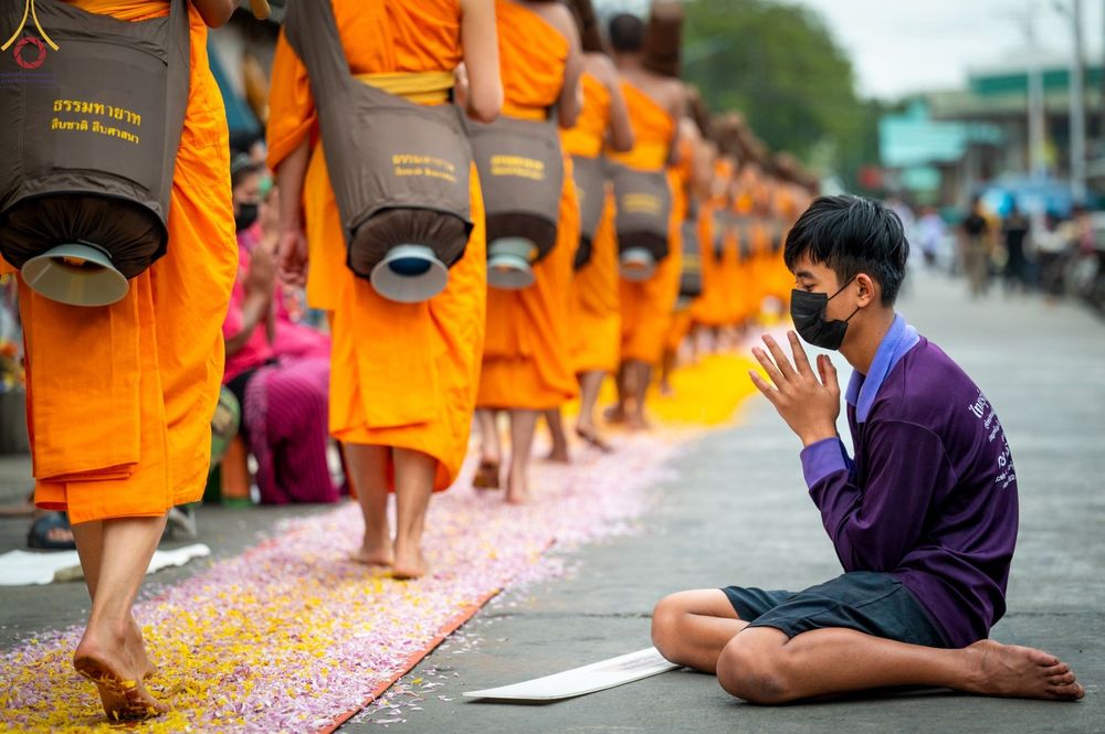 ภาพ No.69014:พิธีต้อนรับพระธรรมยาตรา ในโครงการธรรมยาตรากตัญญูบูชา มหาปูชนียาจารย์ พระมงคลเทพมุนี(สด จนฺทสโร) พระผู้ปราบมาร อนุสรณ์สถาน 7 แห่ง ปีที่ 11 วันที่ 3 มกราคม พ.ศ. 2566 ณ อนุสรณ์สถานมหาวิหารพระมงคลเทพมุนี จ.สุพรรณบุรี