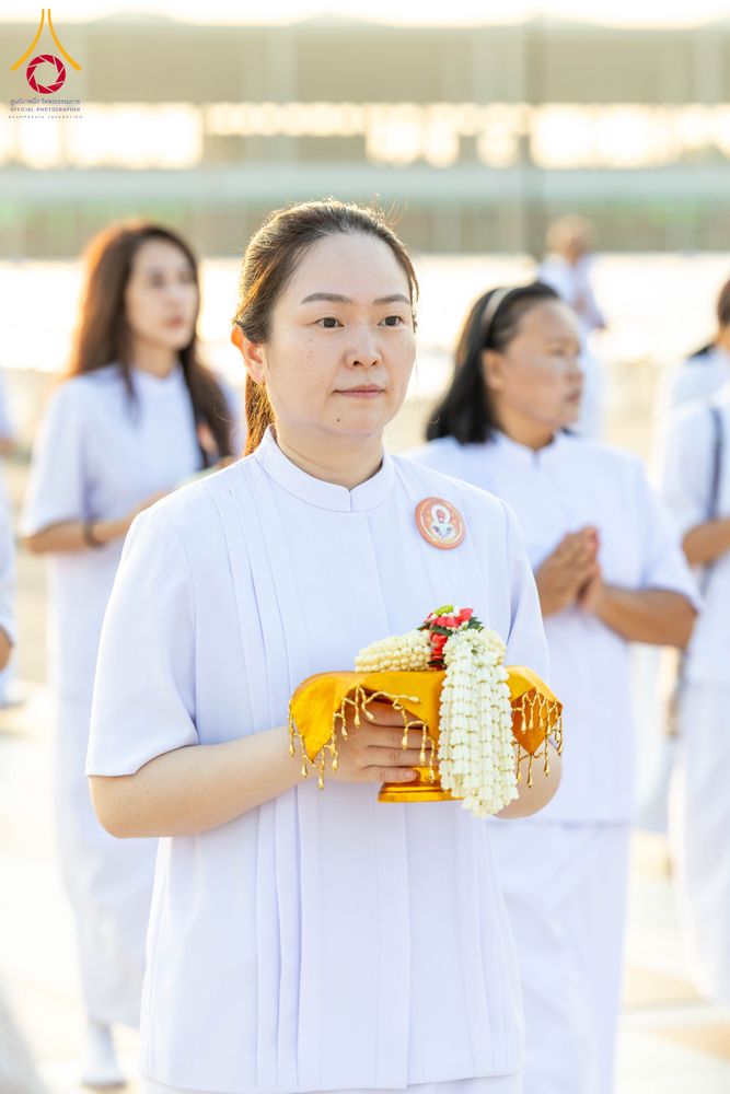 ภาพ No.320840:วันเสาร์ที่ 11 เมษายน พ.ศ.2569 พิธีเวียนประทักษิณ พิธีวันทาเจดีย์ โครงการอุปสมบทหมู่ บูชาธรรมหลวงพ่อธัมมชโย พ.ศ.2569 โครงการอุปสมบทหมู่ธรรมทายาท ระดับอุดมศึกษา รุ่น 53 (ภาคฤดูร้อน) ณ วัดพระธรรมกาย ปทุมธานี