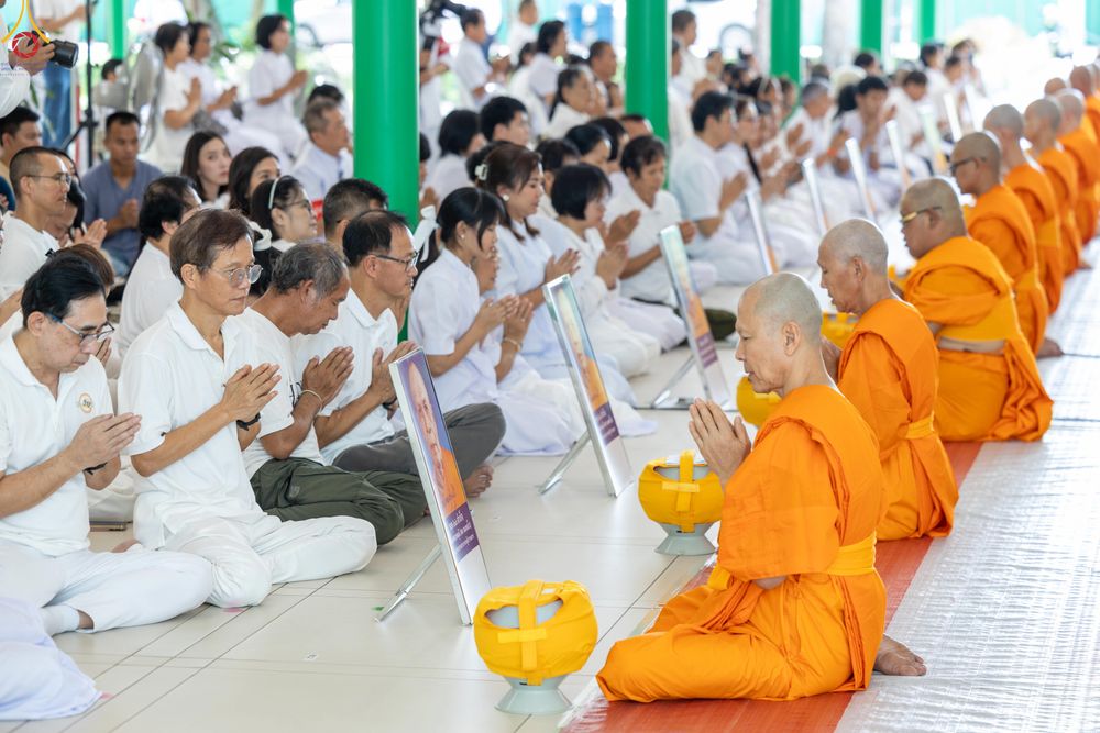 ภาพ No.335365:วันเสาร์ที่ 13 มิถุนายน พ.ศ.2569 พิธีขอบรรพชา , พิธีขอสรณคมน์และศีล , พิธีถวายบาตร , พิธีอุปสมบท โครงการอุปสมบทหมู่ผู้บริหาร รุ่นที่ 16 , โครงการอุปสมบทหมู่ธรรมทายาท  ระดับอุดมศึกษา รุ่นที่ 53 (ภาคฤดูฝน) ณ โบสถ์พระไตรปิฏก วัดพระธรรมกาย