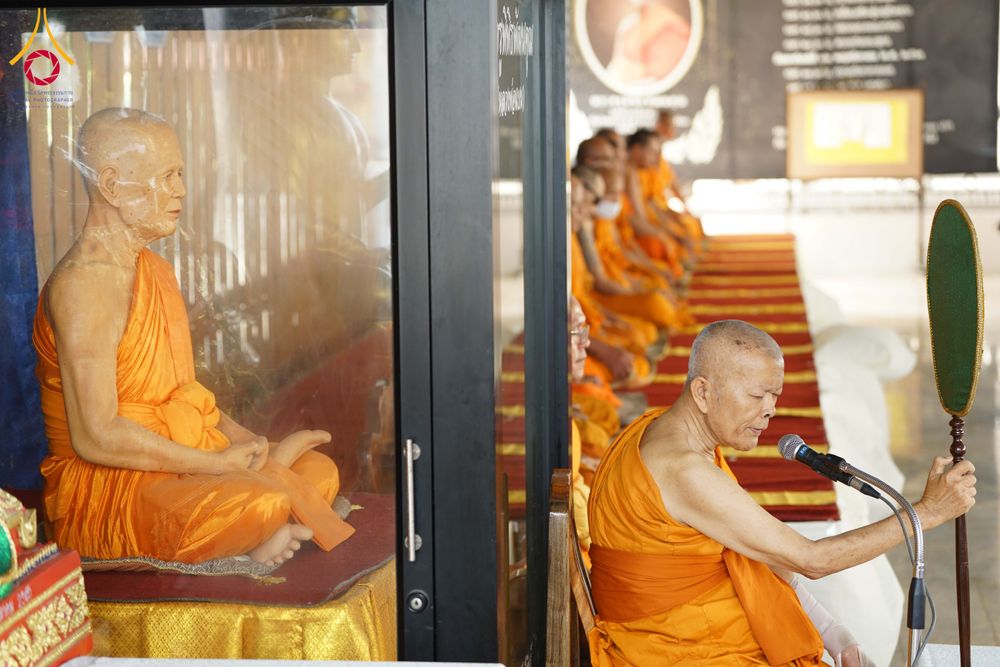 ภาพ No.298980:วันที่ 20 มกราคม พ.ศ. 2569 พิธีทอดผ้าป่าทำนุบำรุงศาสนสถาน ณ วัดใหม่นพรัตน์ ต.เนินพระปรางค์ อ.สองพี่น้อง จ.สุพรรณบุรี ในโครงการธรรมยาตรา กตัญญูบูชา มหาปูชนียาจารย์ พระมงคลเทพมุนี(สด จนฺทสโร) พระผู้ปราบมาร อนุสรณ์สถาน 7 แห่ง ปีที่ 14