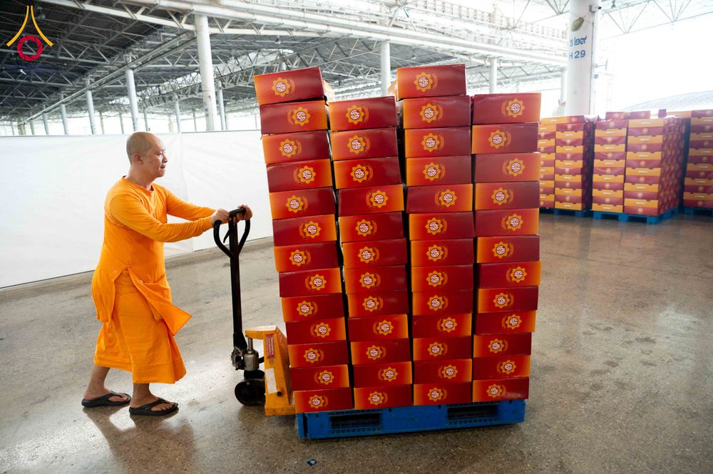 ภาพ No.315973:วันที่ 24 - 27 มีนาคม พ.ศ.2569 การเตรียมงานมหาสังฆทาน 40,000 กว่าวัดทั่วไทย วันคุ้มครองโลก 22 เมษายน พ.ศ.2569