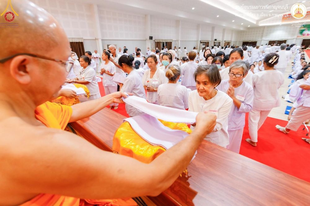 ภาพ No.152140:โครงการอบรมอุบาสก อุบาสิกาแก้ว ตัวแทนทอดกฐิน 30,000 วัด ทั่วไทย ระหว่างวันที่ 6-8 กันยายน พ.ศ. 2567 ณ ศูนย์อบรมเยาวชนกาญจนบุรี